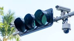 ¿Cuánto tarda en llegar una multa cámara semáforo?