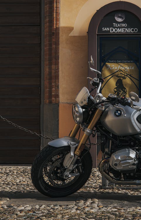 BMW Motorrad 6