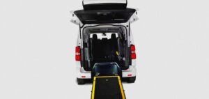 toyota proace verso shuttle vx plus adaptado 2m 3