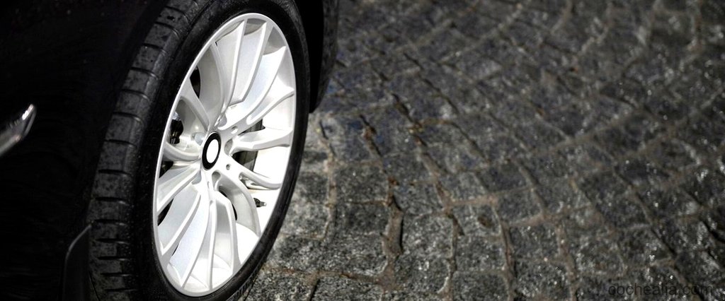 Cambio y alineación de neumáticos para Kia Sportage