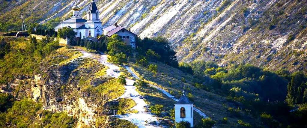 Cómo Acceder a San Juan de Gaztelugatxe