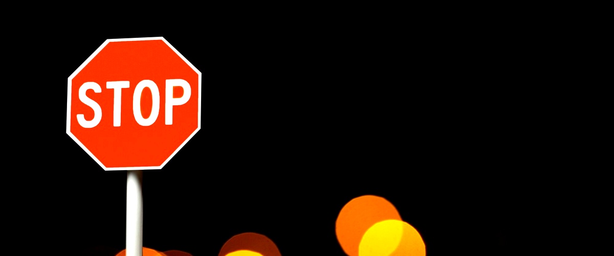 Recursos para recurrir una multa por semáforo en rojo